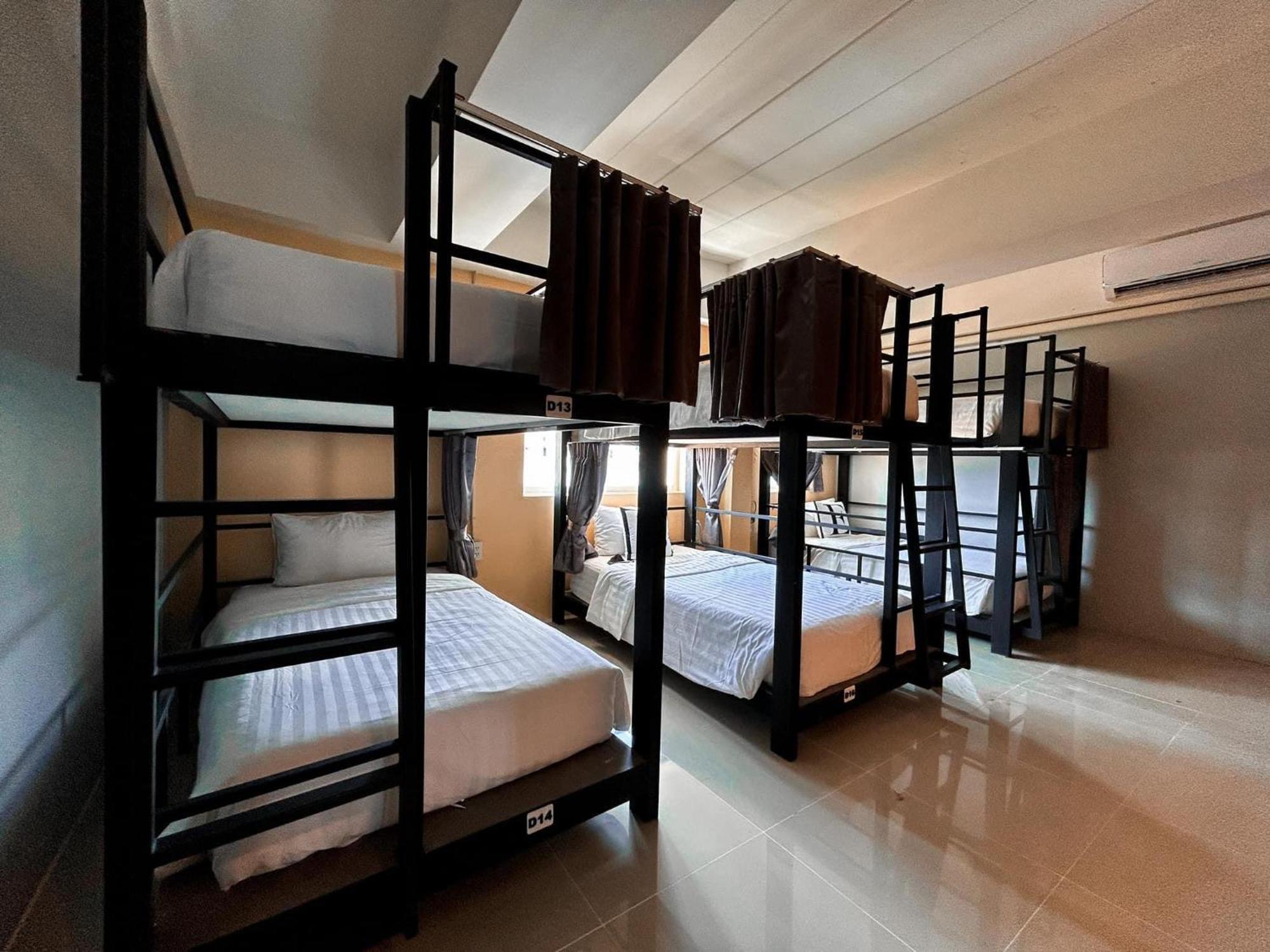Bell Lifestyle Hostel Phuket Nai Yang Exterior photo